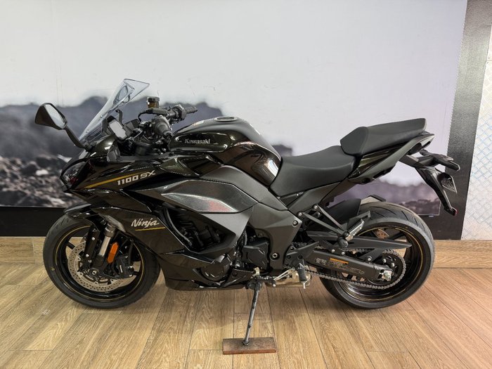 2025 Kawasaki NINJA 1100SX