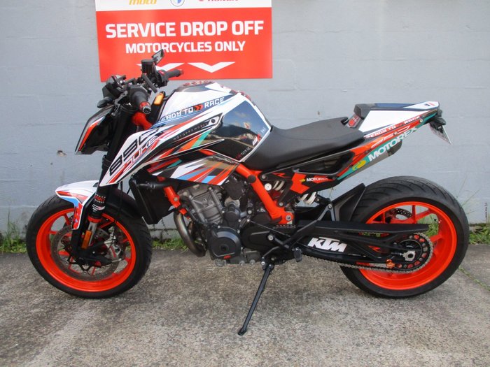 2020 Ktm 890 DUKE R ORANGE