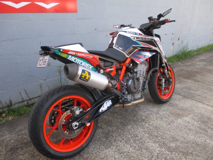 2020 Ktm 890 DUKE R ORANGE