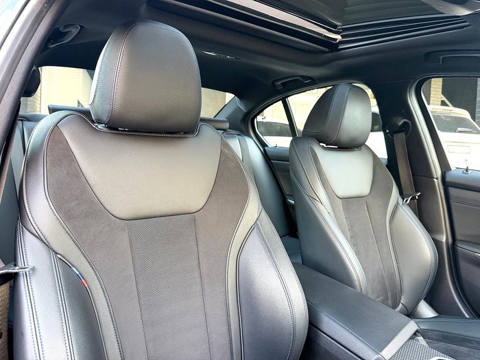 2023 BMW 3 Series 320i M Sport