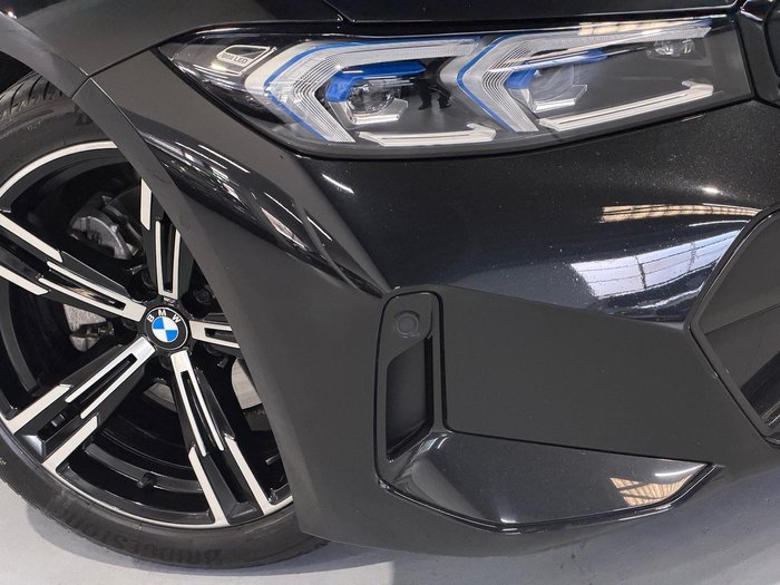 2023 BMW 3 Series 320i M Sport