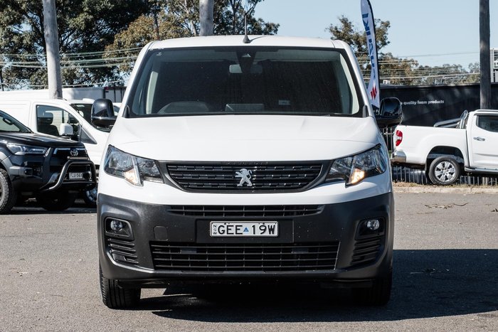 2022 Peugeot Partner Pro