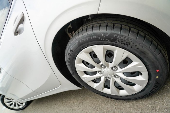 2024 Kia Cerato S
