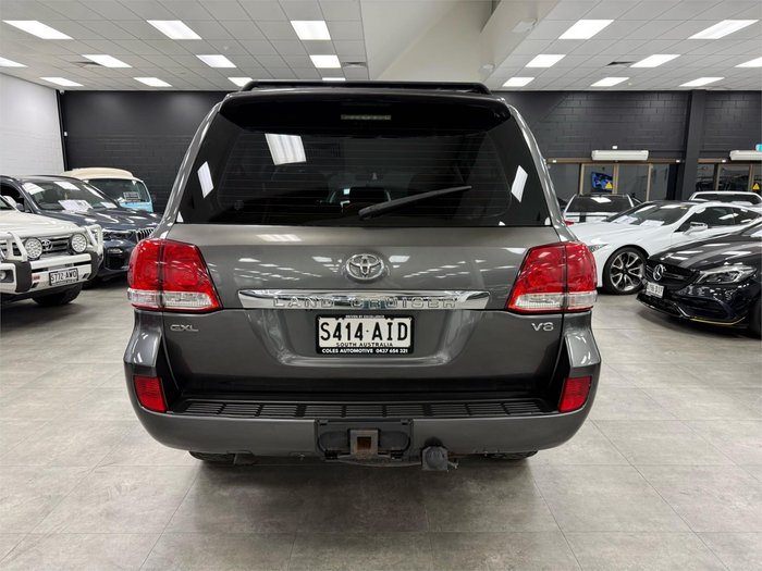 2011 Toyota Landcruiser GXL