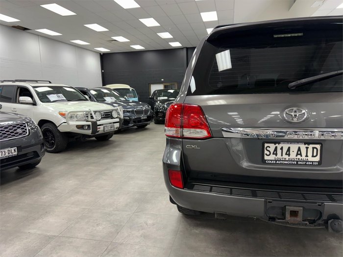 2011 Toyota Landcruiser GXL