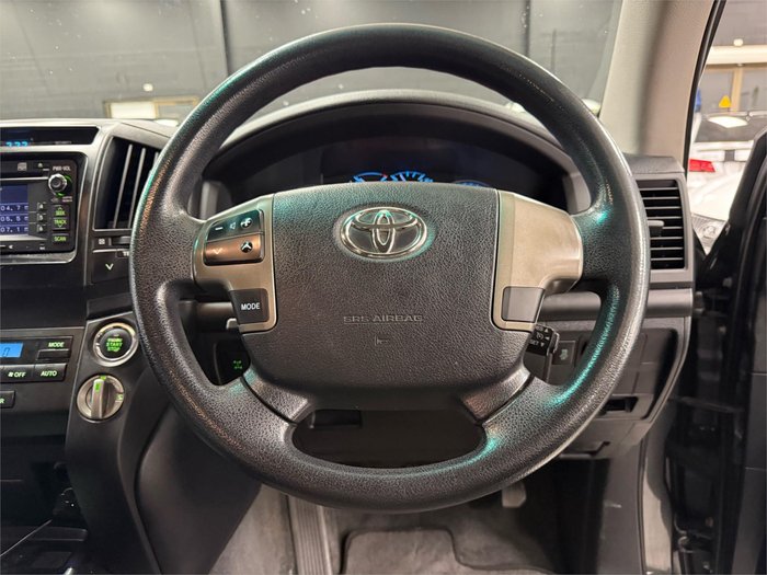 2011 Toyota Landcruiser GXL