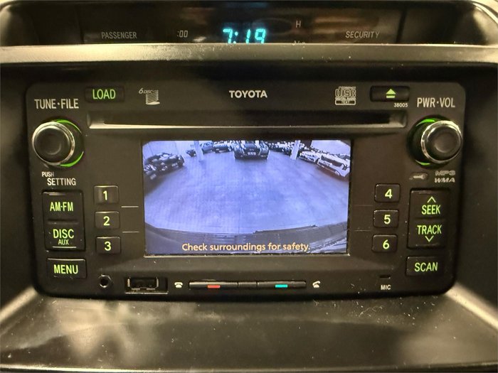 2011 Toyota Landcruiser GXL