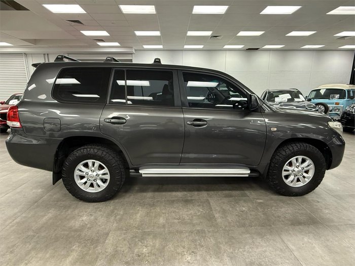 2011 Toyota Landcruiser GXL