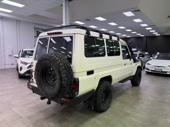 2014 Toyota Landcruiser Workmate Troopcarrier