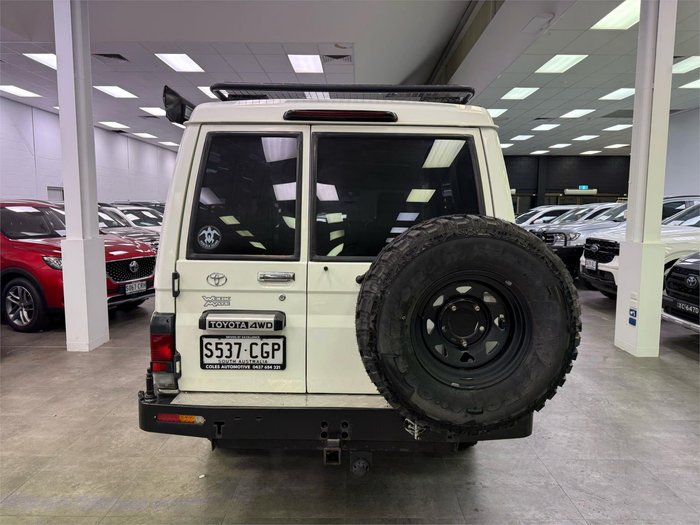 2014 Toyota Landcruiser Workmate Troopcarrier