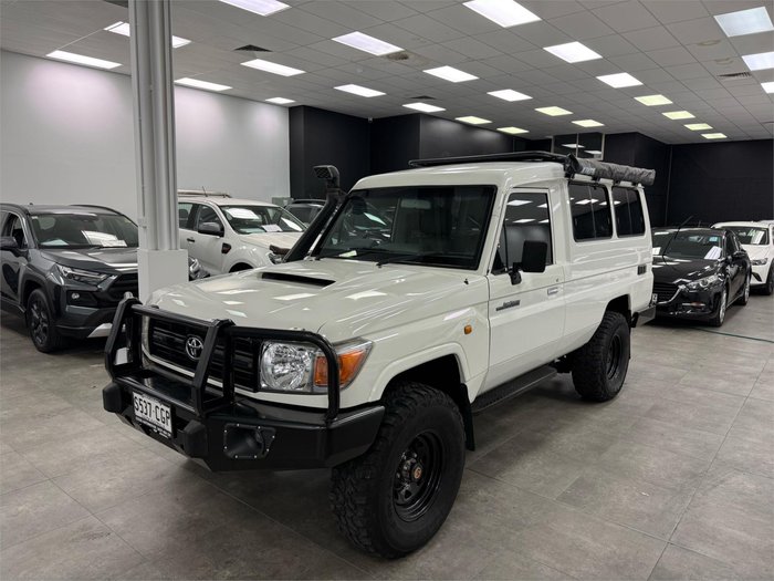 2014 Toyota Landcruiser Workmate Troopcarrier