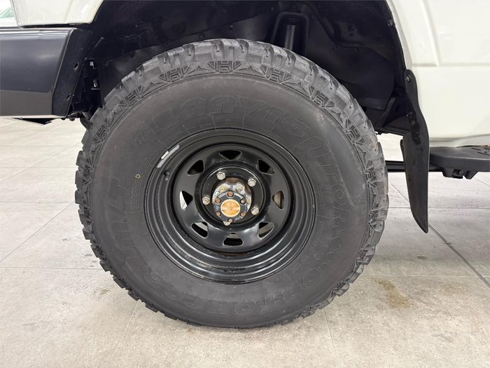 2014 Toyota Landcruiser Workmate Troopcarrier