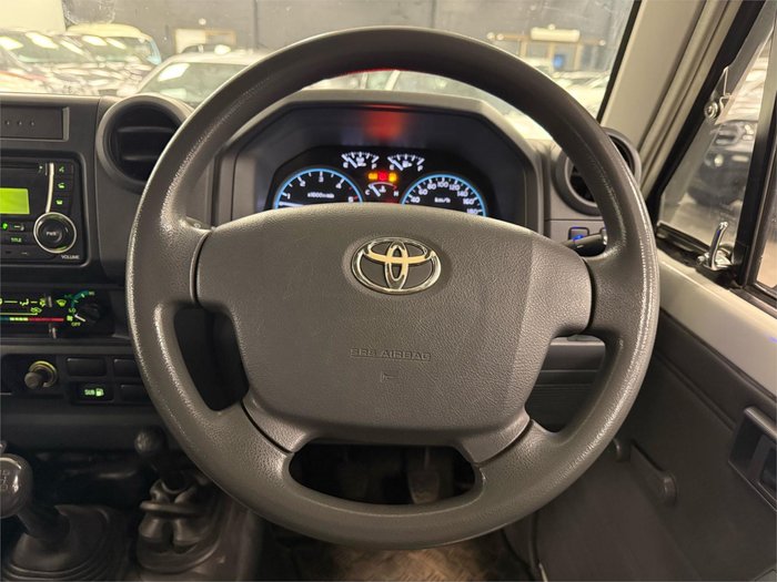 2014 Toyota Landcruiser Workmate Troopcarrier