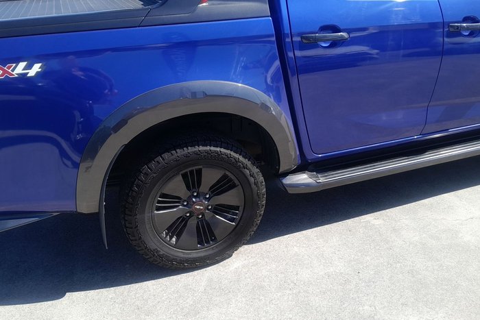 2022 Isuzu D-MAX X-TERRAIN