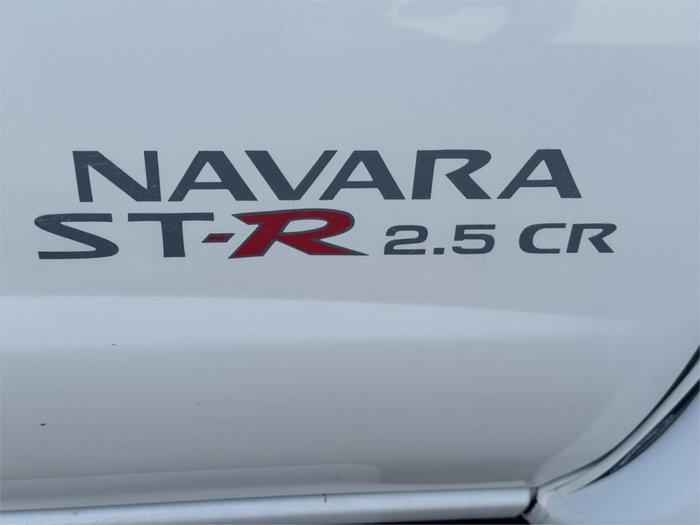 2014 Nissan Navara ST-R