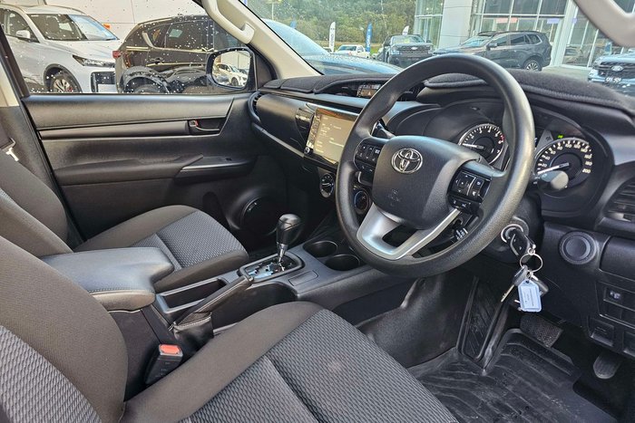 2023 Toyota Hilux Workmate