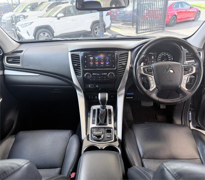 2017 Mitsubishi Pajero Sport Exceed