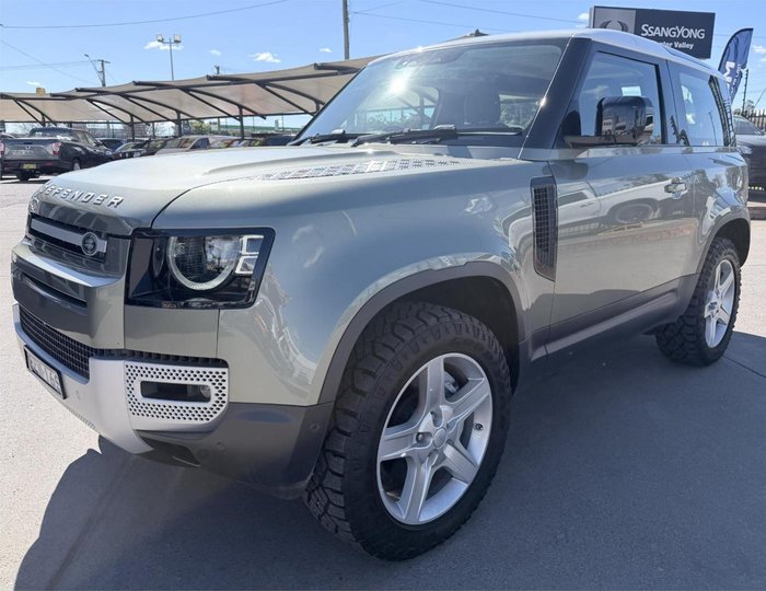 2021 Land Rover Defender 90 D300 SE