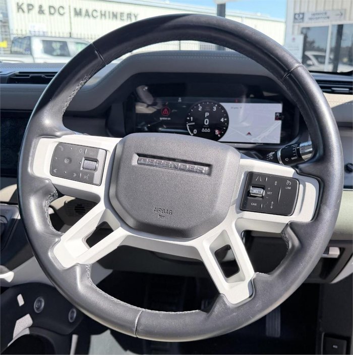 2021 Land Rover Defender 90 D300 SE