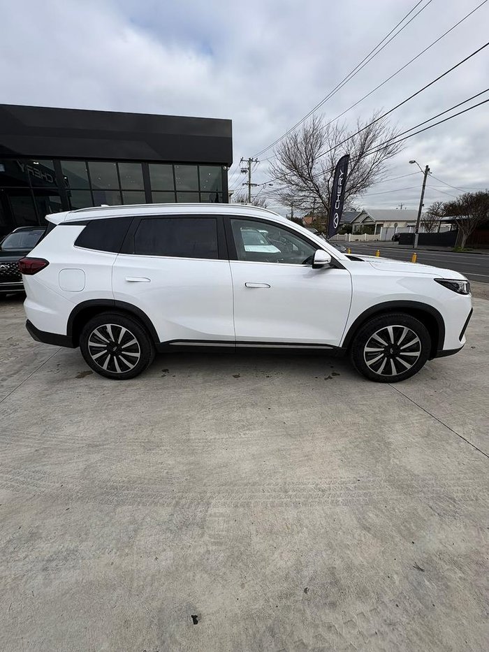 2026 Chery Tiggo 8 Super Hybrid Urban