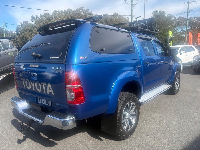 2015 Toyota Hilux SR5
