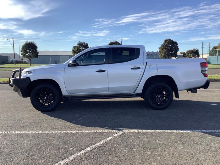 2022 Mitsubishi Triton GSR