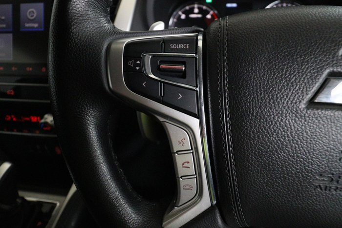 2020 Mitsubishi Pajero Sport GLS