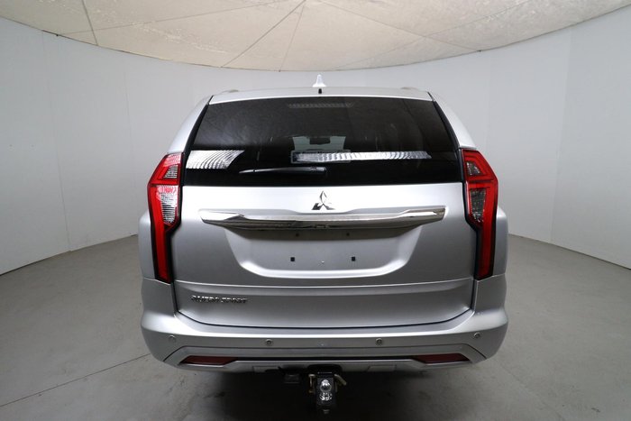 2020 Mitsubishi Pajero Sport GLS