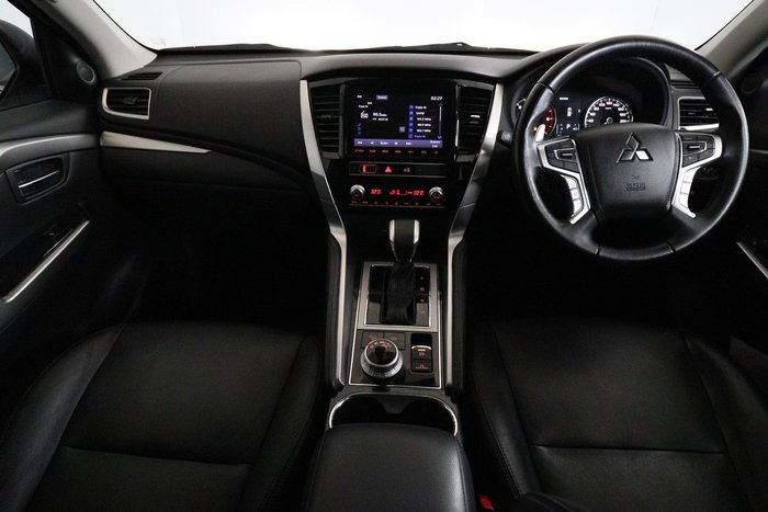 2020 Mitsubishi Pajero Sport GLS