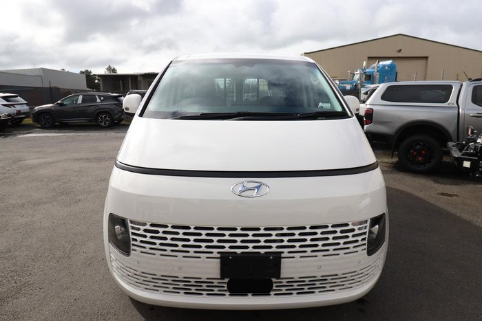 2022 Hyundai STARIA LOAD