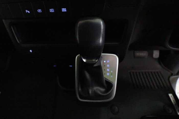 2022 Hyundai STARIA LOAD