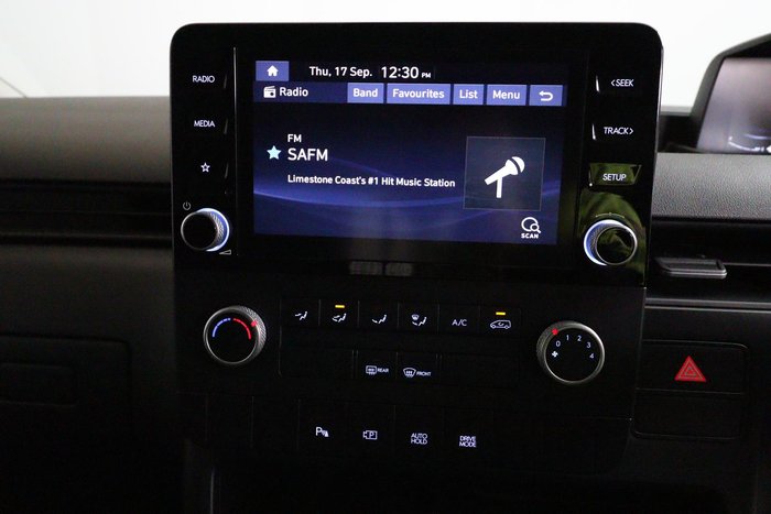 2022 Hyundai STARIA LOAD