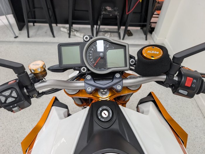 2016 Ktm 1290 SUPER DUKE R SE WHITE