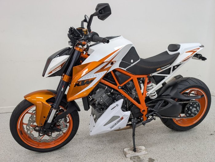 2016 Ktm 1290 SUPER DUKE R SE WHITE