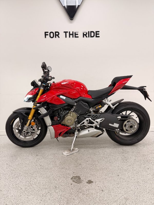 2021 DUCATI STREETFIGHTER V4 S Red
