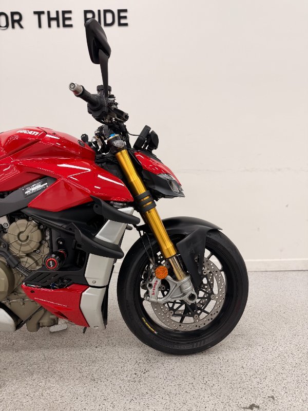 2021 DUCATI STREETFIGHTER V4 S Red