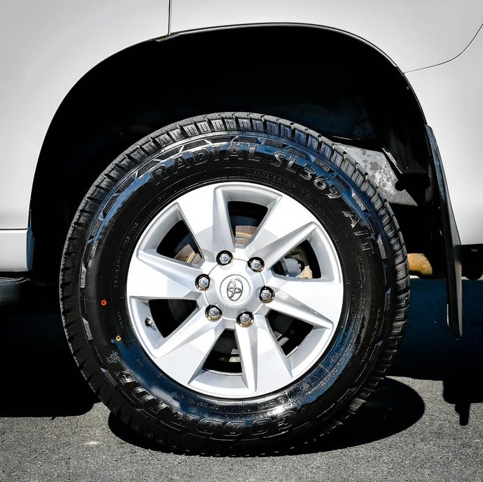 2022 Toyota Landcruiser Prado GXL