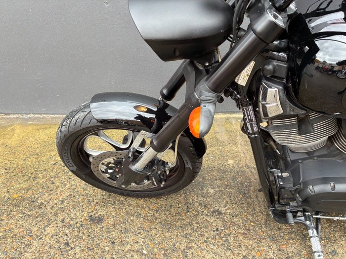 2013 VICTORY HAMMER 8-BALL BLACK