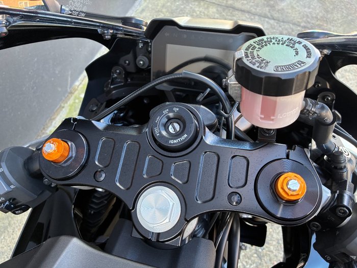 2024 Yamaha YZF-R7LA BLACK
