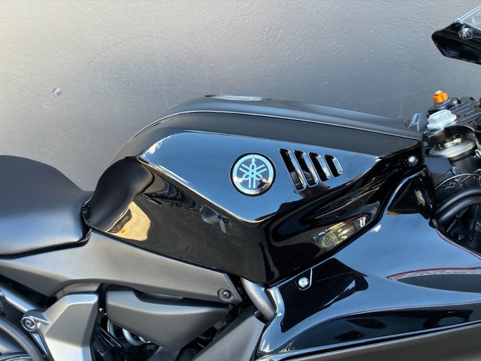 2024 Yamaha YZF-R7LA BLACK