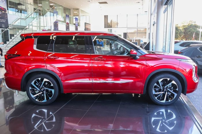 2021 Mitsubishi Outlander Exceed