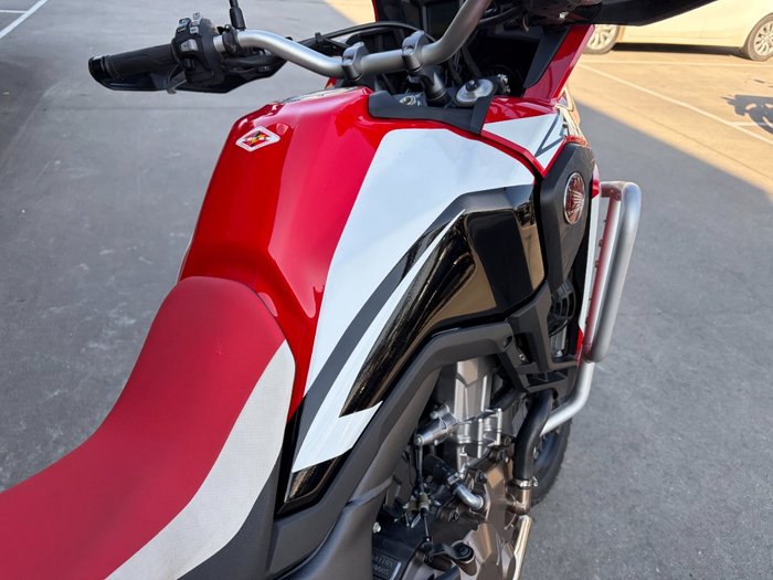 2016 Honda CRF1000L AFRICA TWIN Red