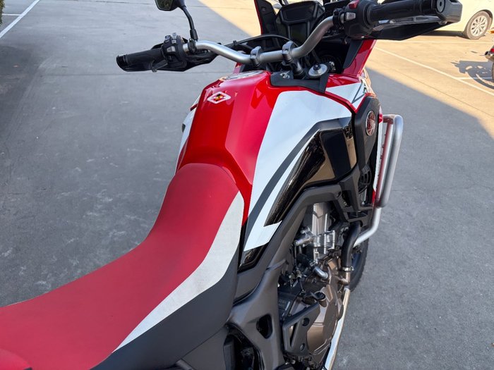 2016 Honda CRF1000L AFRICA TWIN Red