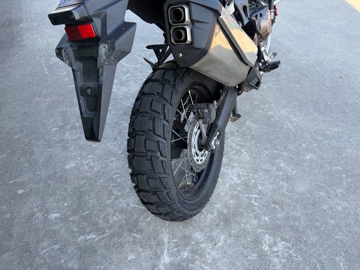 2016 Honda CRF1000L AFRICA TWIN Red