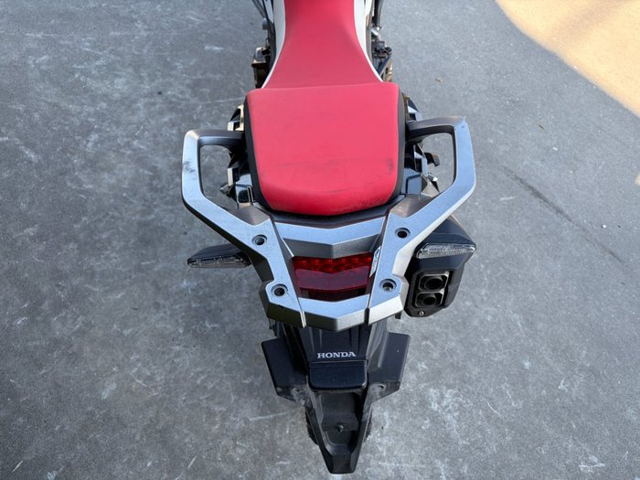 2016 Honda CRF1000L AFRICA TWIN Red
