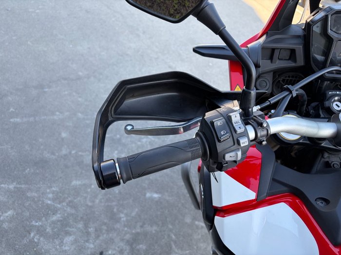 2016 Honda CRF1000L AFRICA TWIN Red