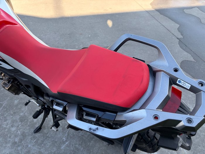 2016 Honda CRF1000L AFRICA TWIN Red