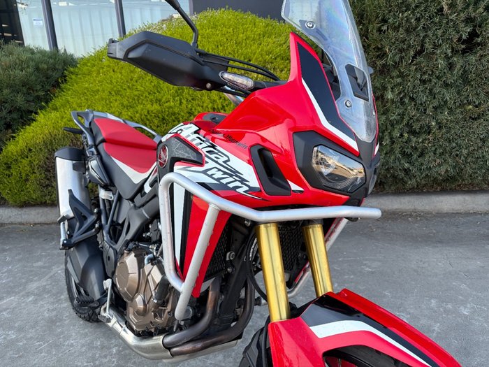 2016 Honda CRF1000L AFRICA TWIN Red