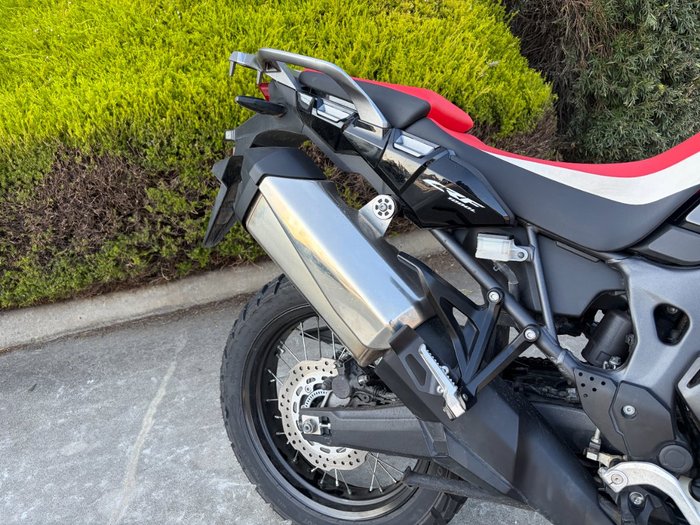2016 Honda CRF1000L AFRICA TWIN Red