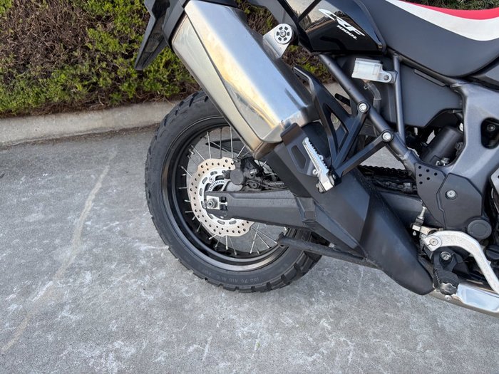 2016 Honda CRF1000L AFRICA TWIN Red